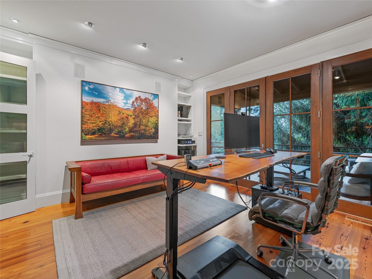 Weaverville 20 4299156t