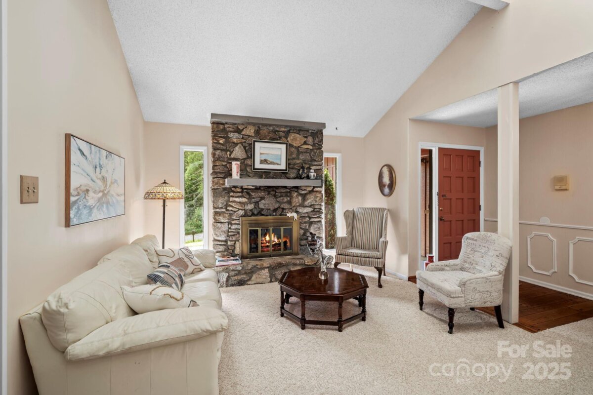 Avery Creek 4 4299721d