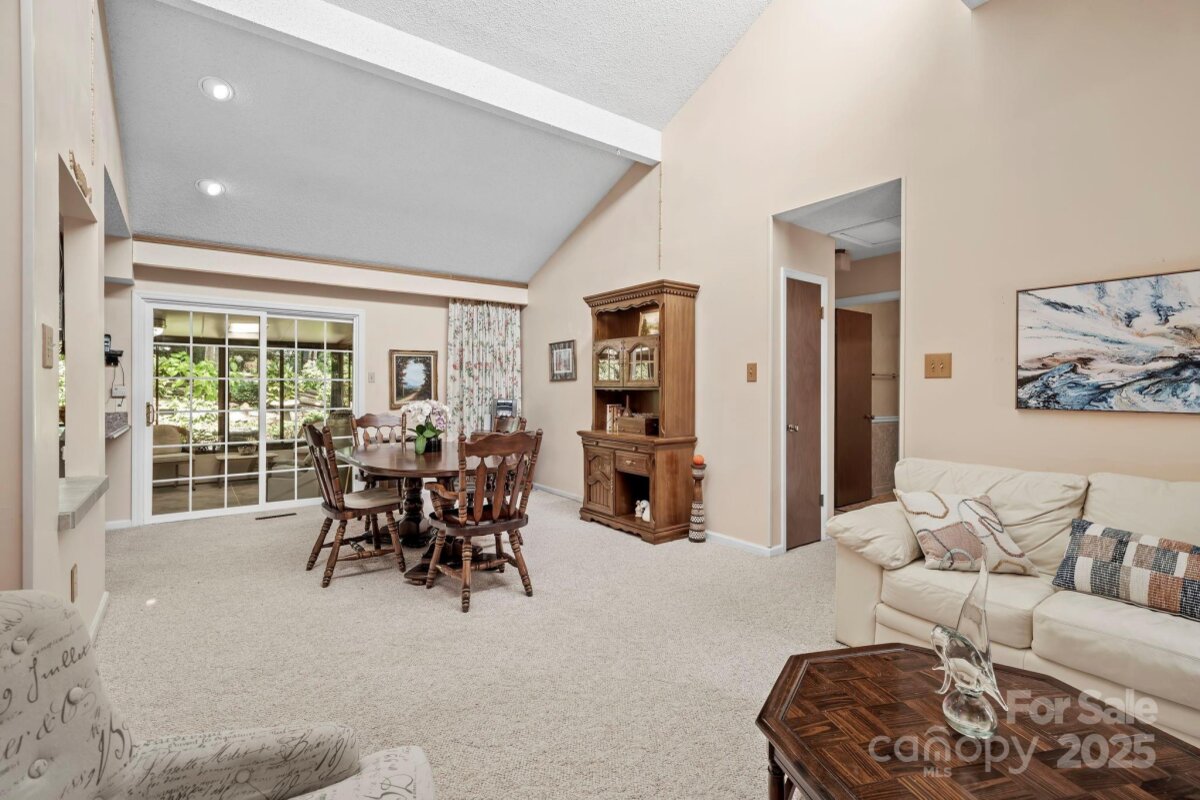 Avery Creek 8 4299721h