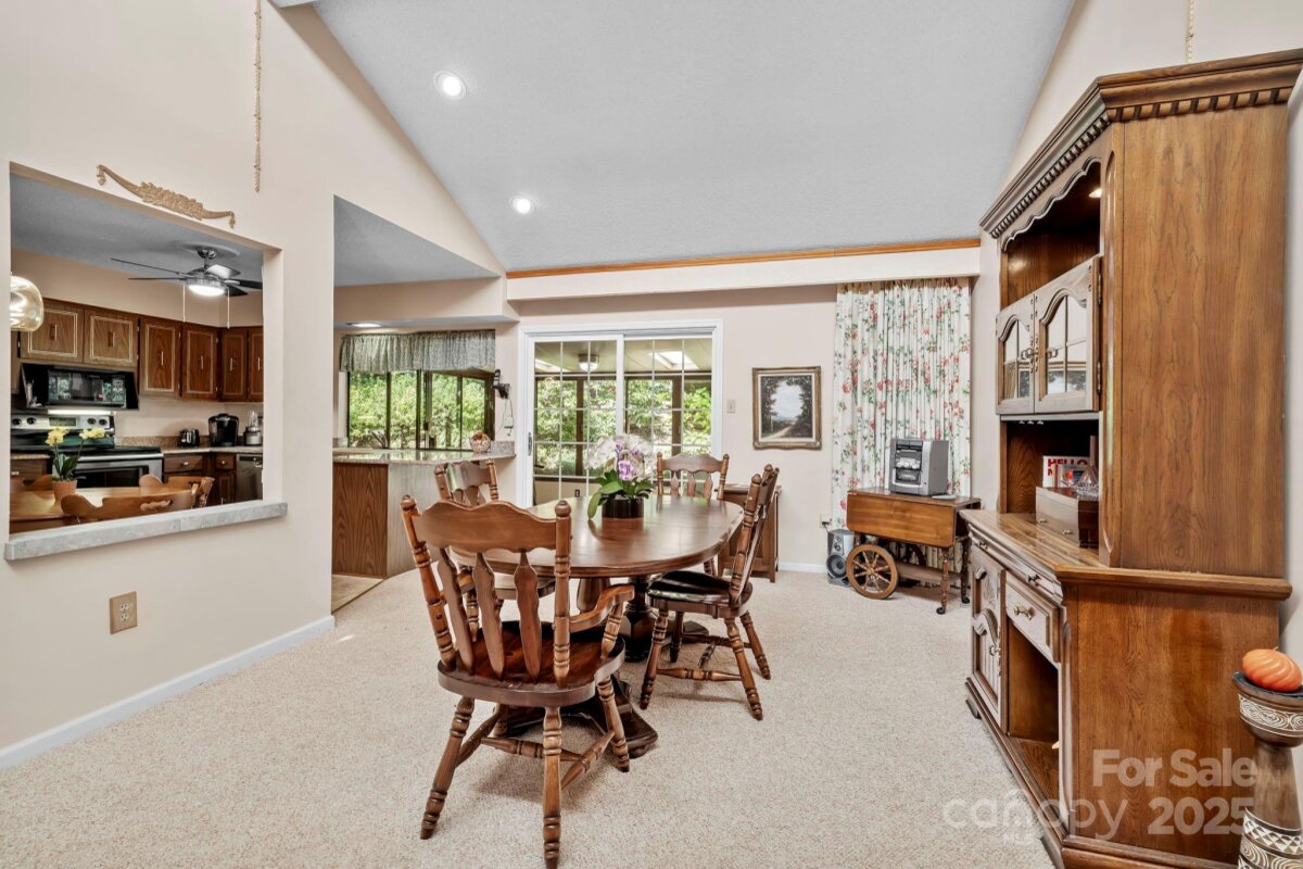 Avery Creek 10 4299721j