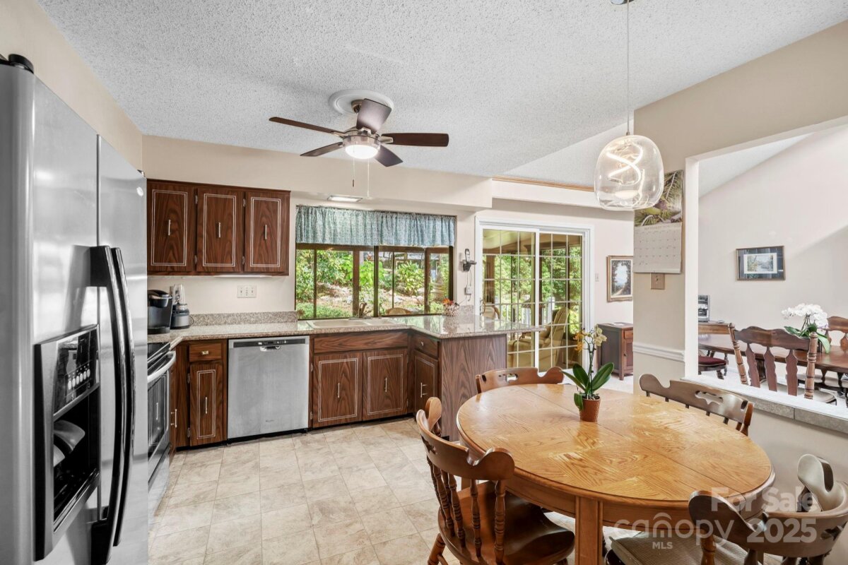 Avery Creek 12 4299721l