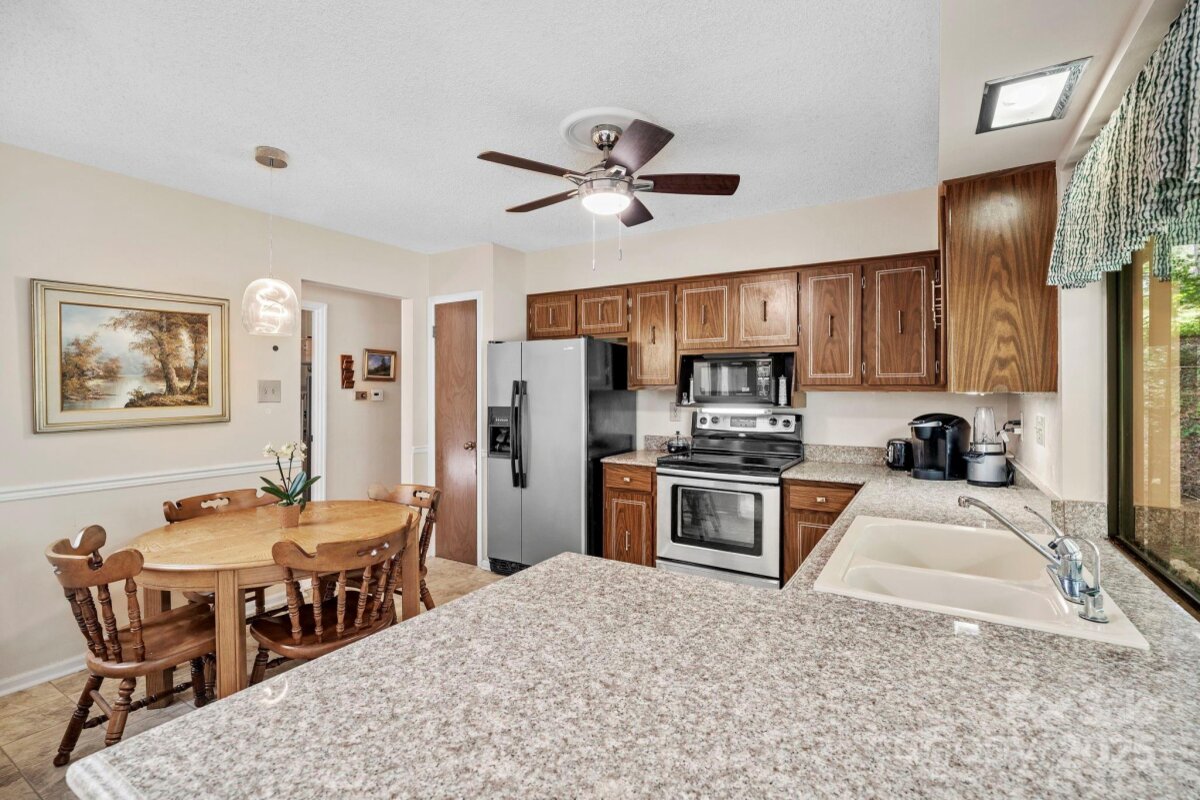 Avery Creek 14 4299721n