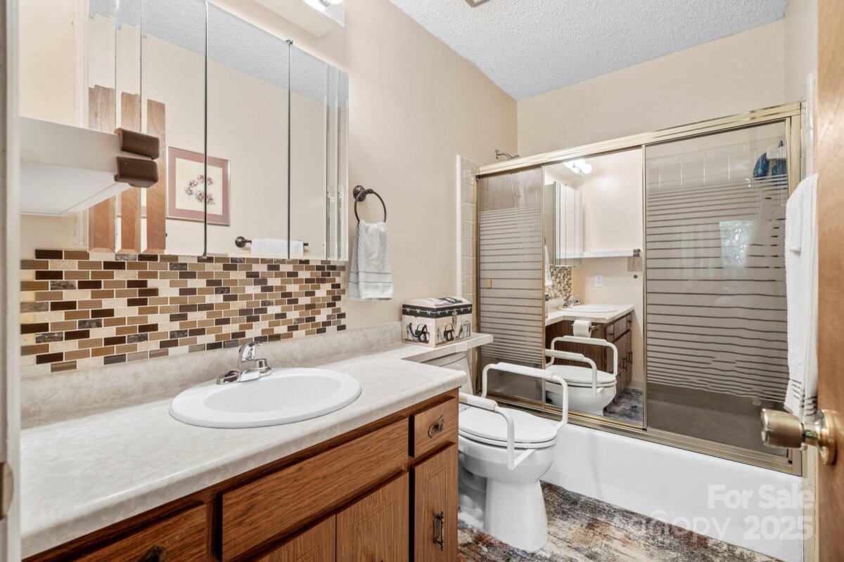 Avery Creek 21 4299721u