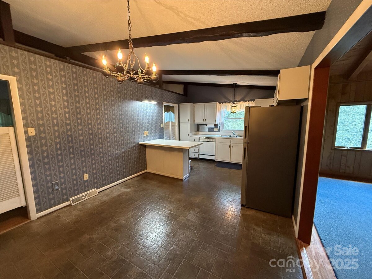 Avery Creek 12 4300321l