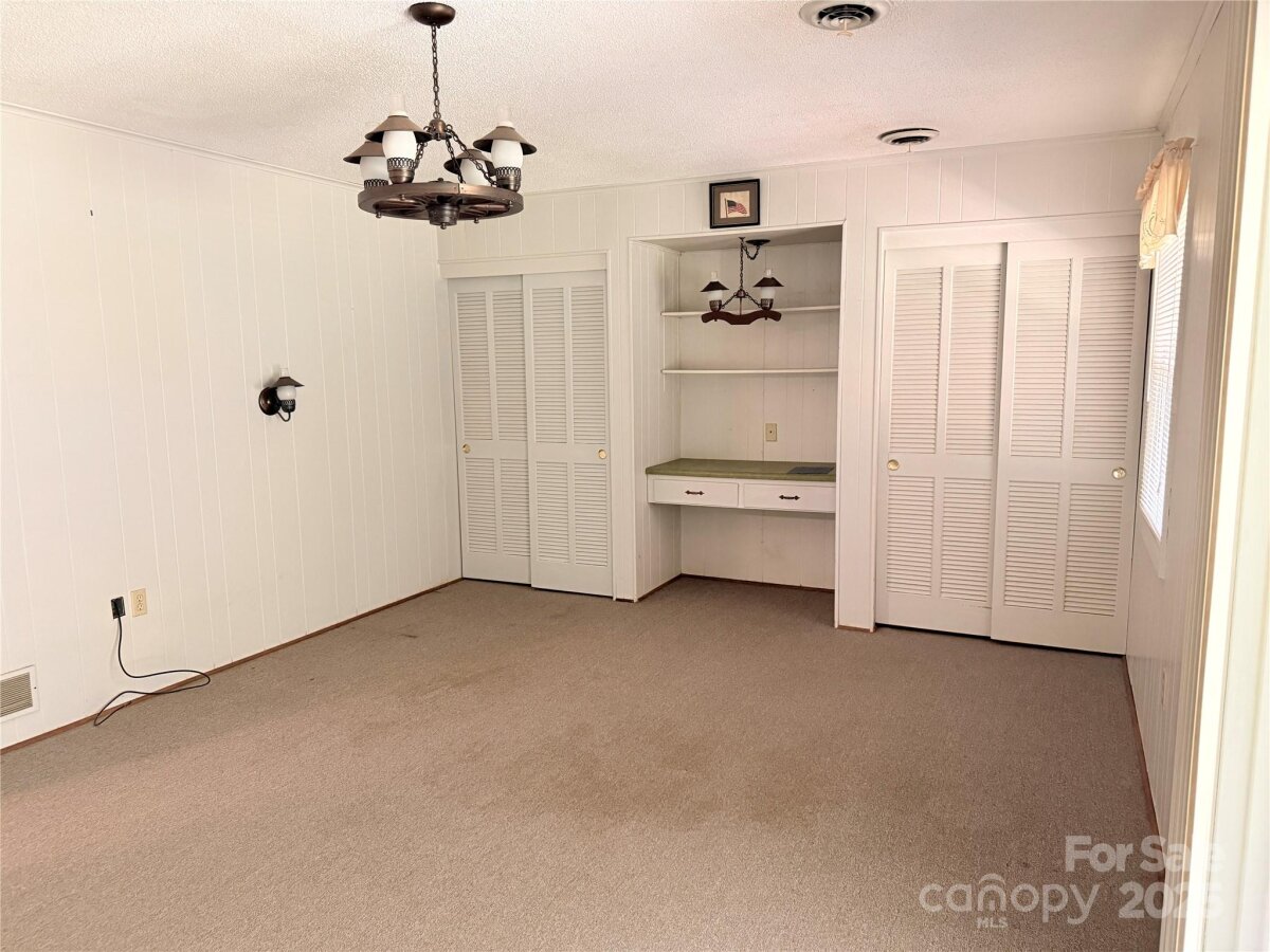 Avery Creek 22 4300321v