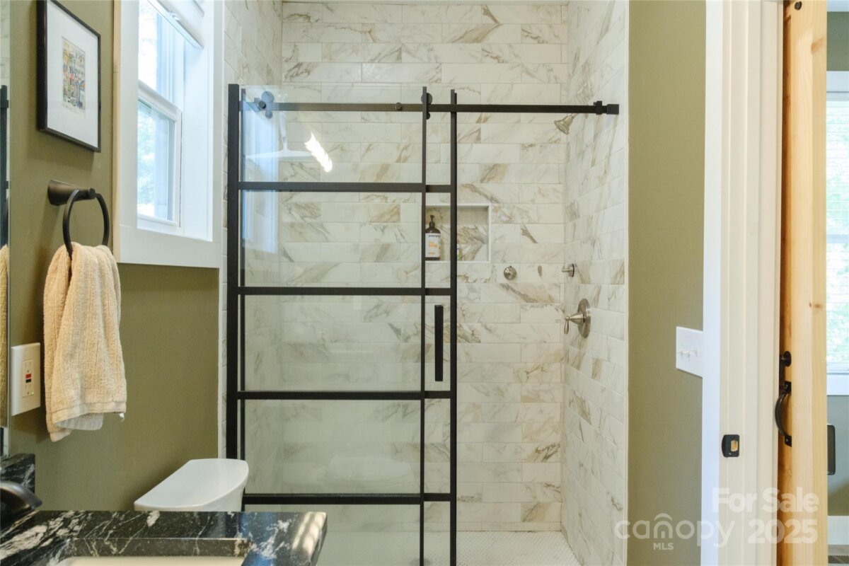 Weaverville 5 4300504e