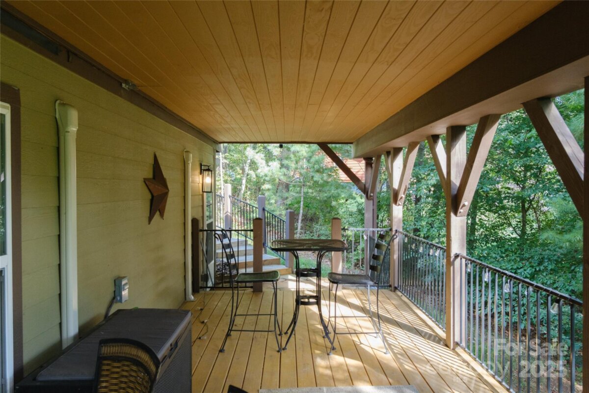 Weaverville 10 4300504j