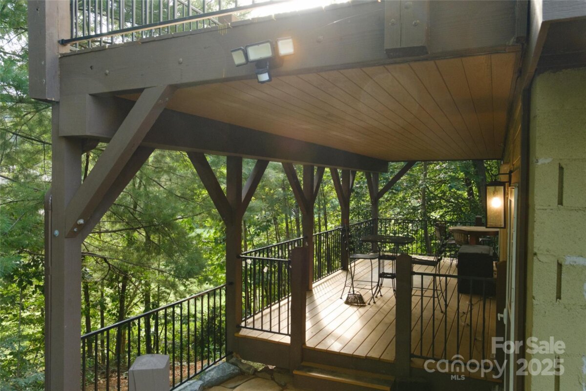 Weaverville 19 4300504s