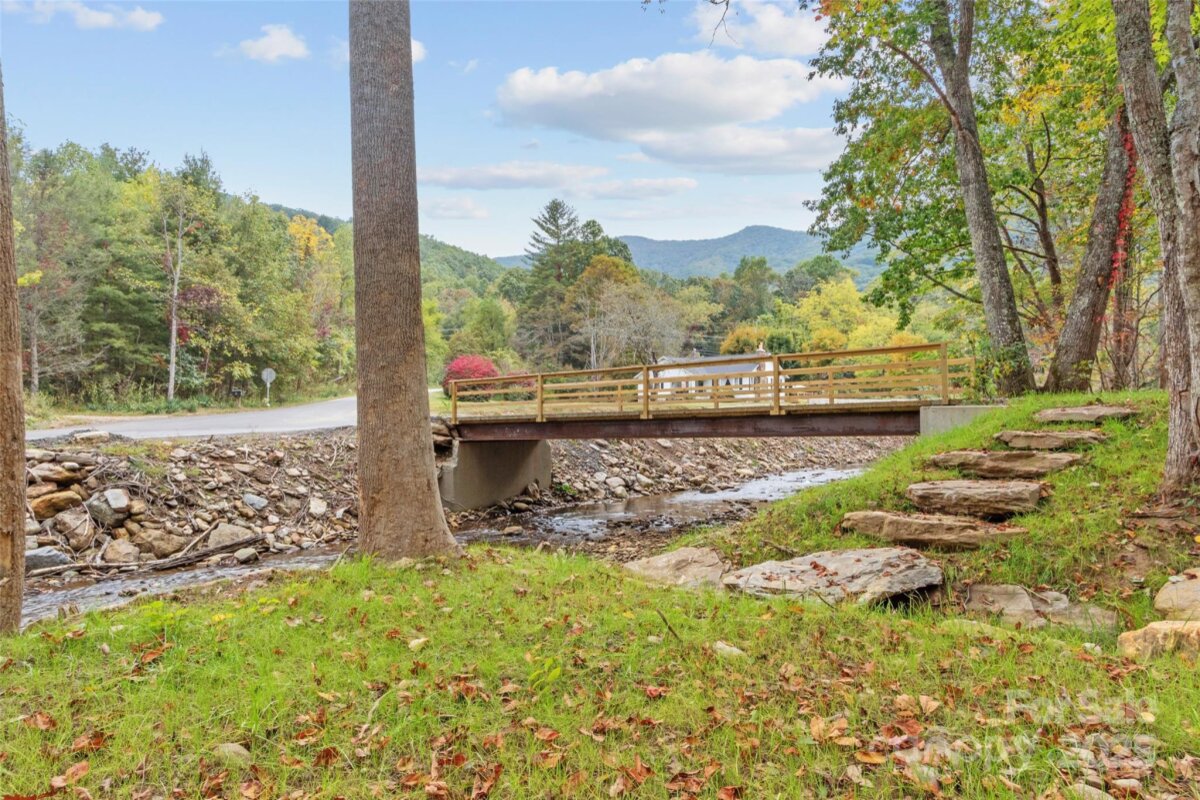 Burnsville 13 4301523m