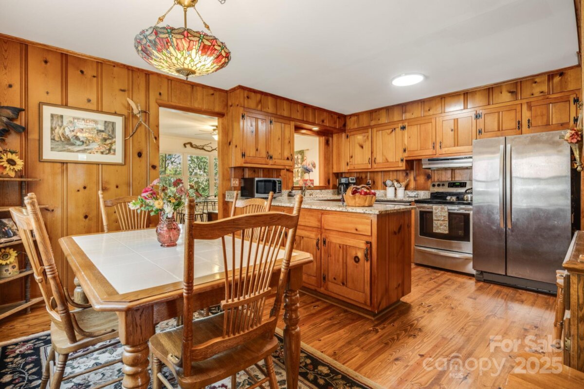 Flat Rock 10 4301582j