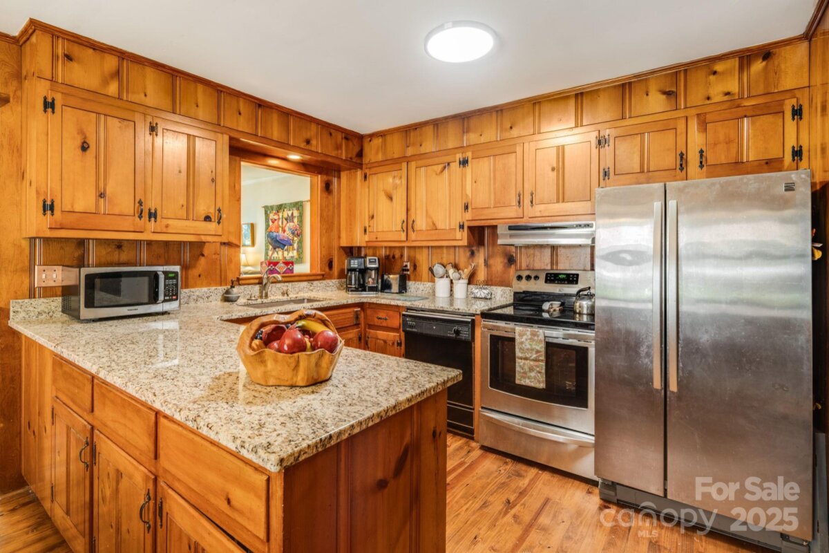 Flat Rock 12 4301582l