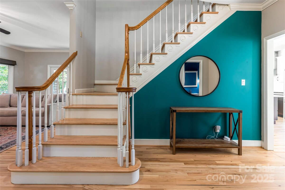 Weaverville 3 4301928c