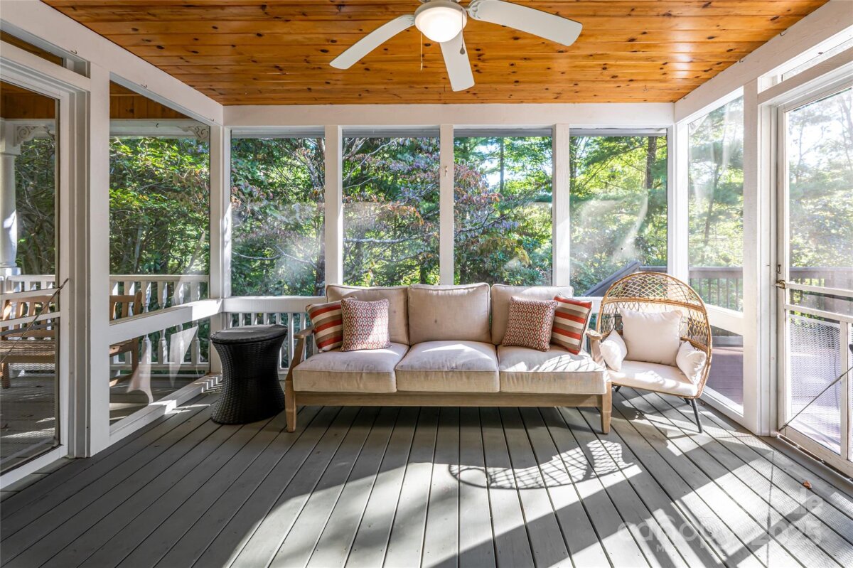 Weaverville 17 4301928q