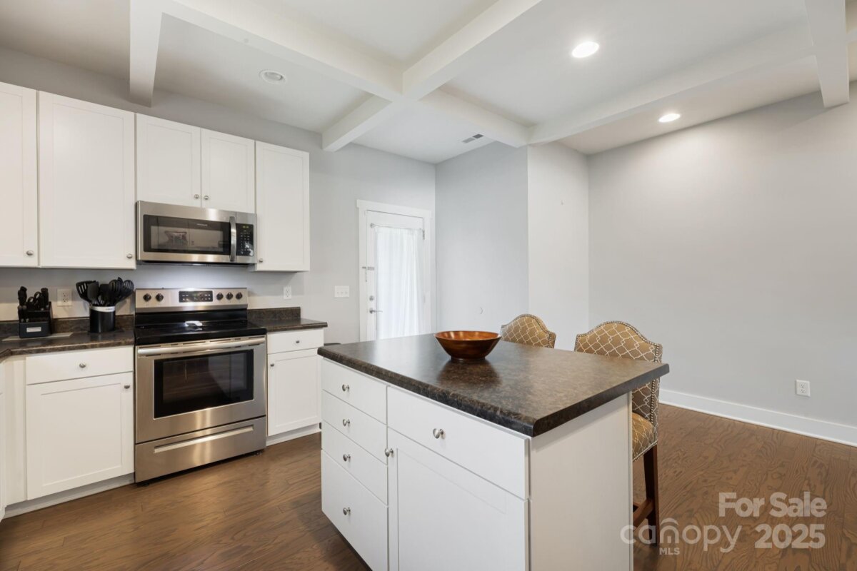 Avery Creek 12 4302535l