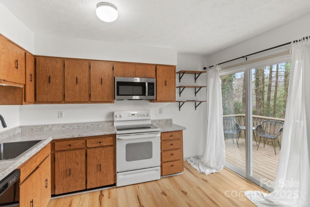 Avery Creek 8 4302662h