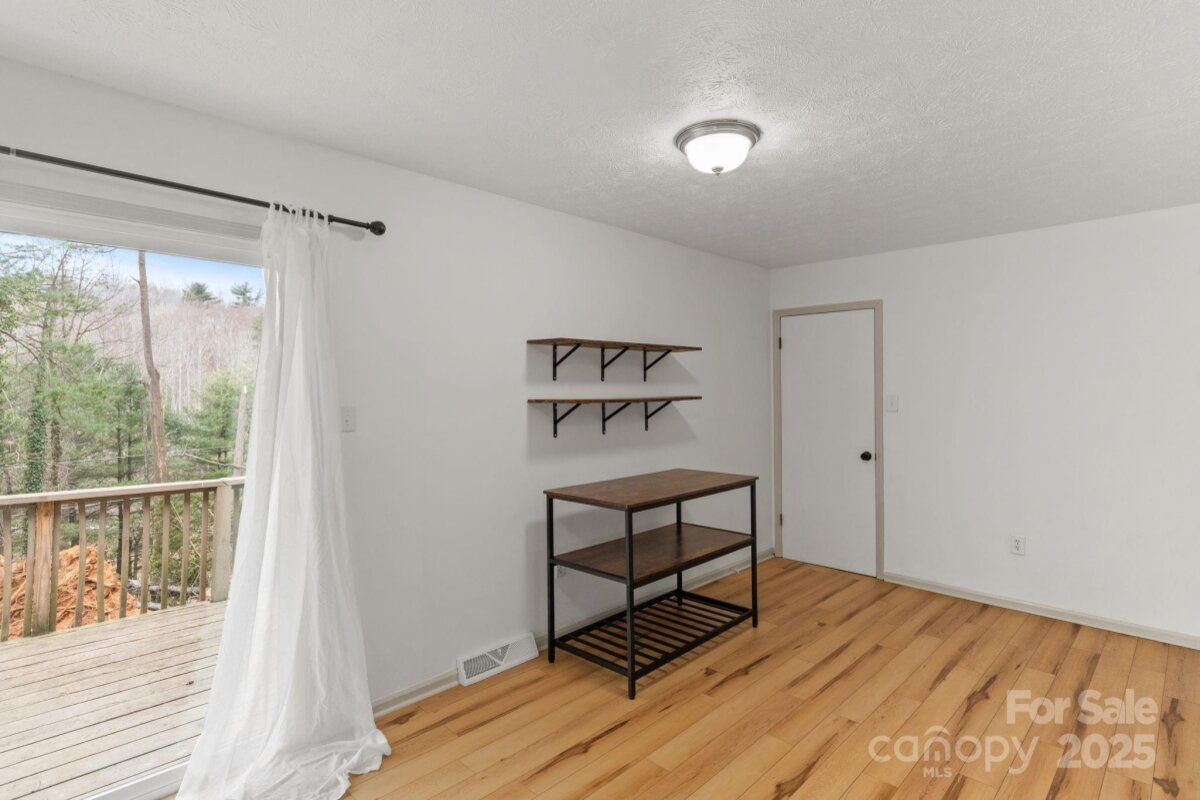 Avery Creek 10 4302662j