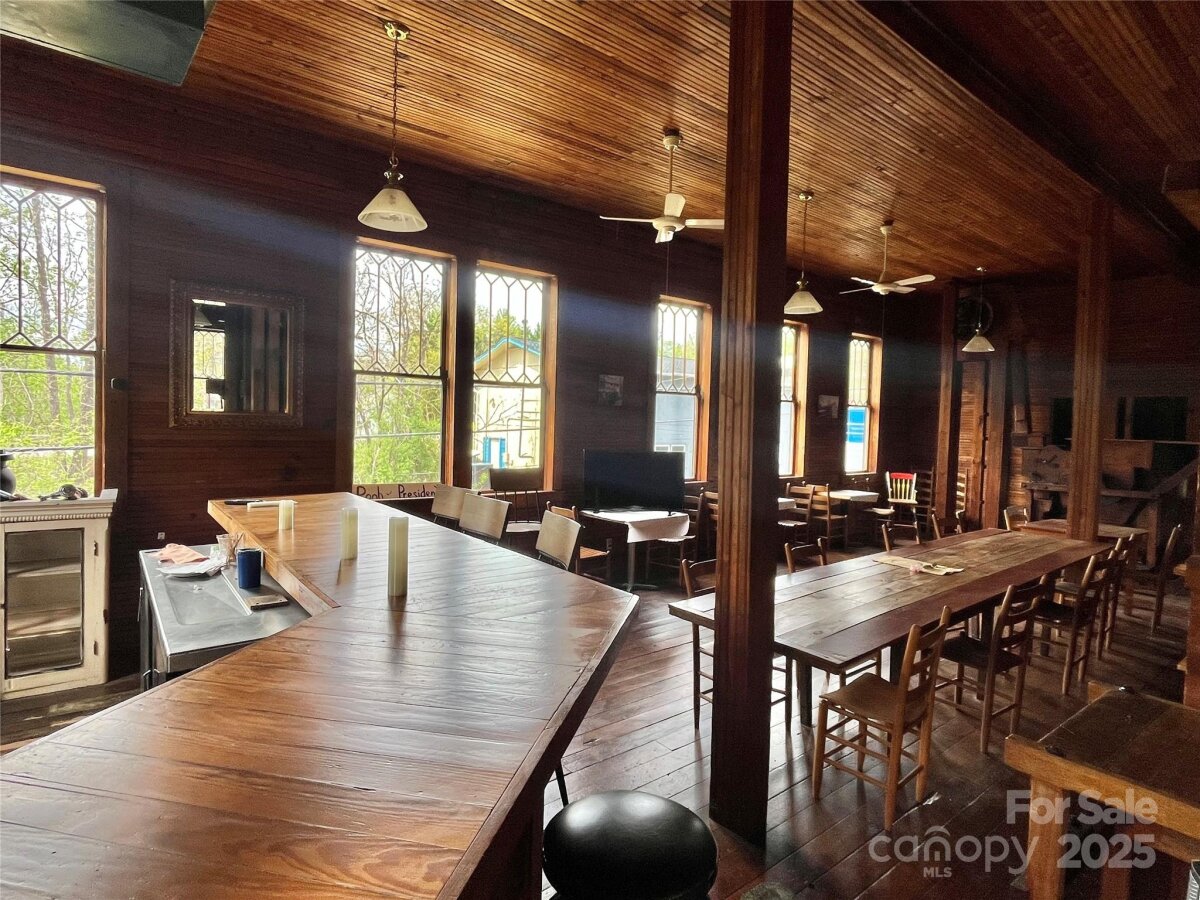 Weaverville 8 4302920h