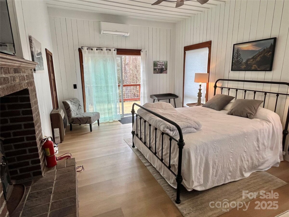 Weaverville 16 4302920p