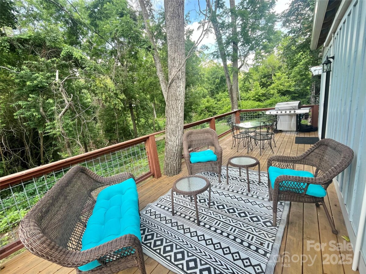 Weaverville 17 4302920q