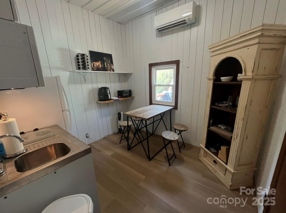 Weaverville 18 4302920r