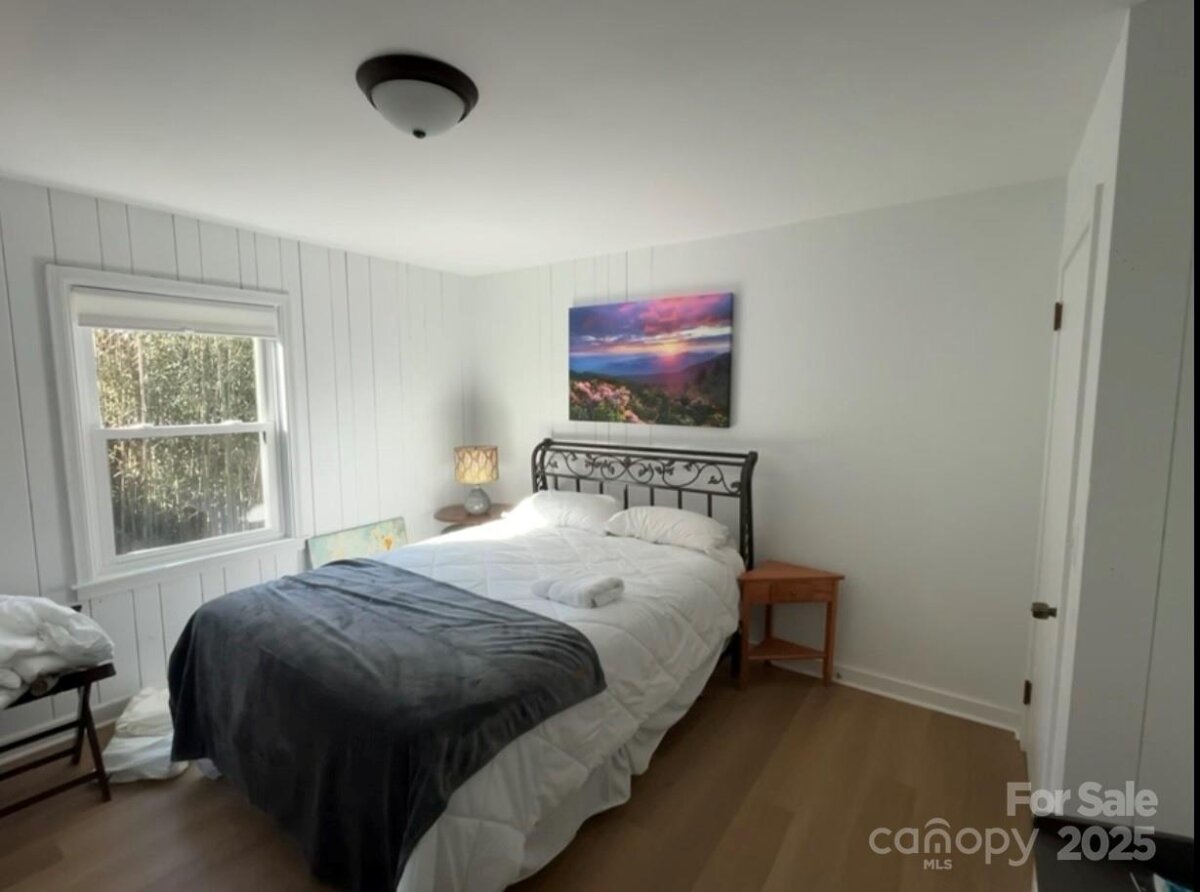 Weaverville 25 4302920y