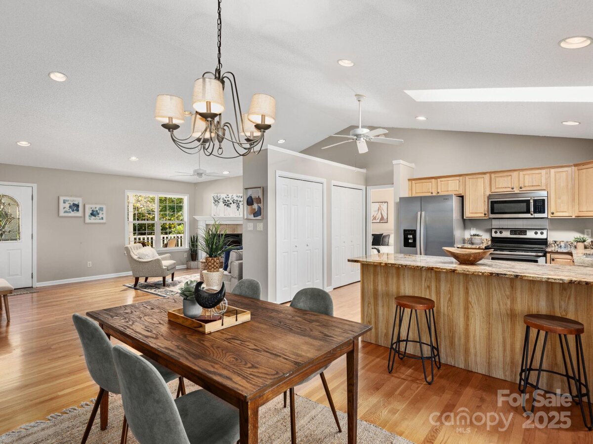 Weaverville 12 4305199l