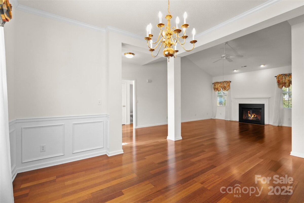 Avery Creek 10 4305372j