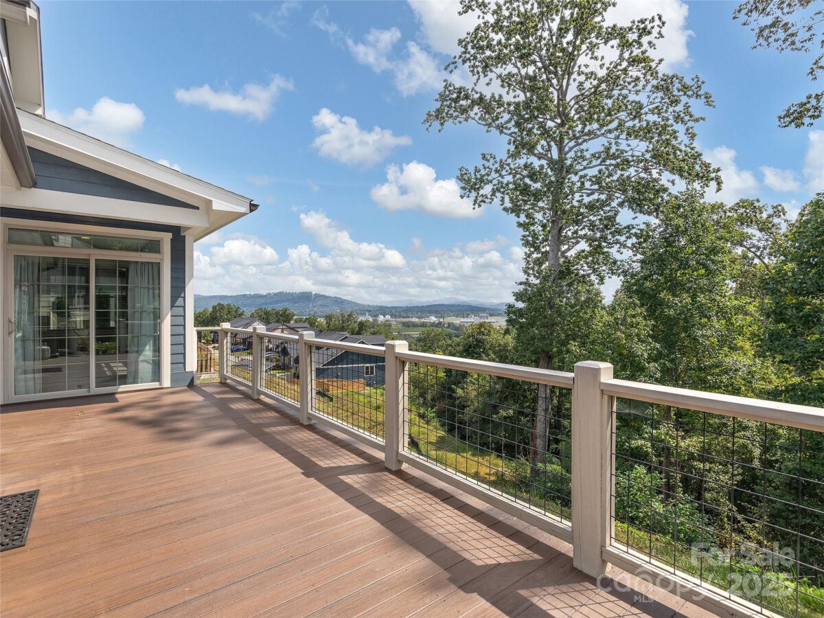 Avery Creek 16 4305400p