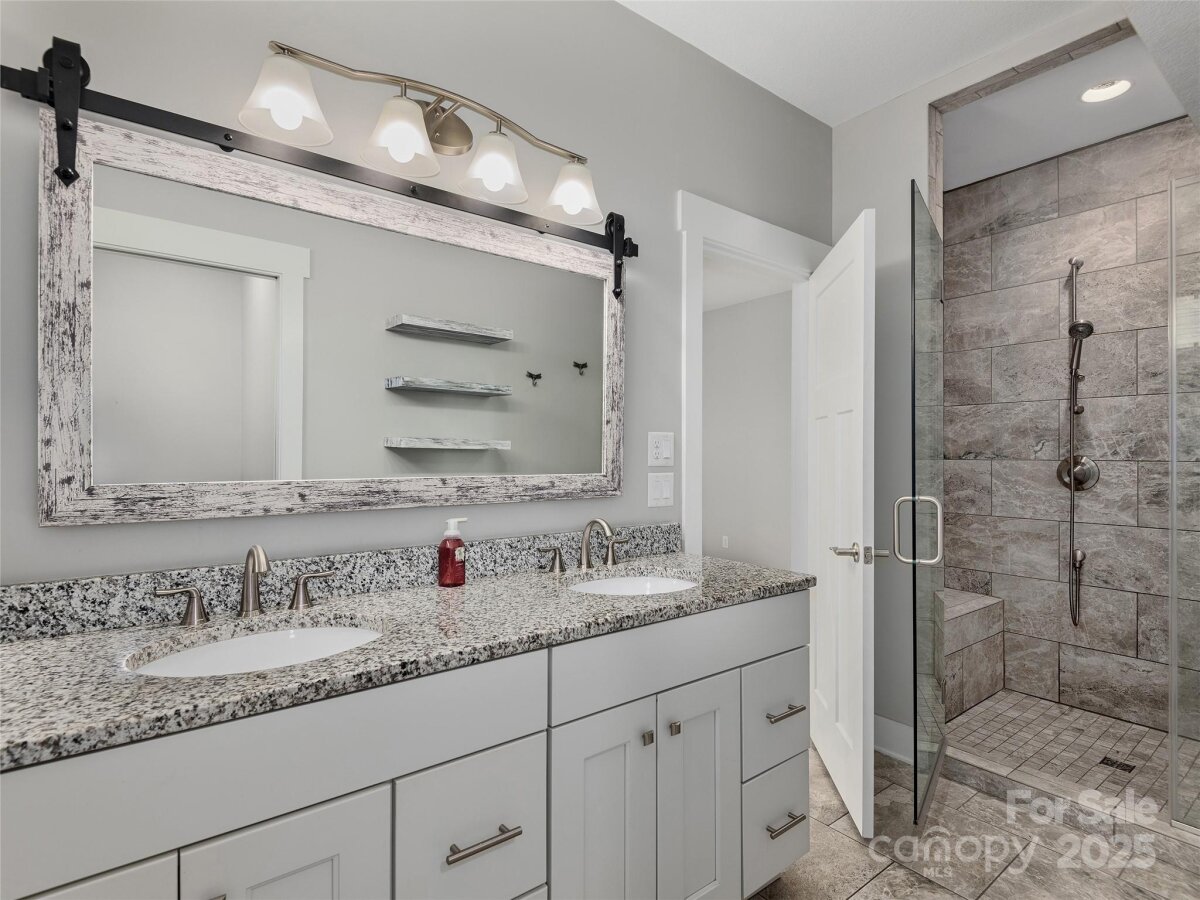 Avery Creek 21 4305400u