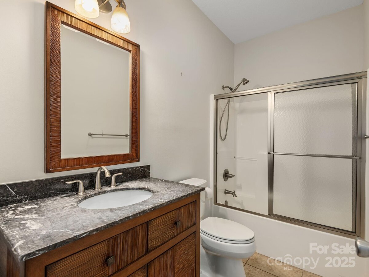 Avery Creek 17 4305639q