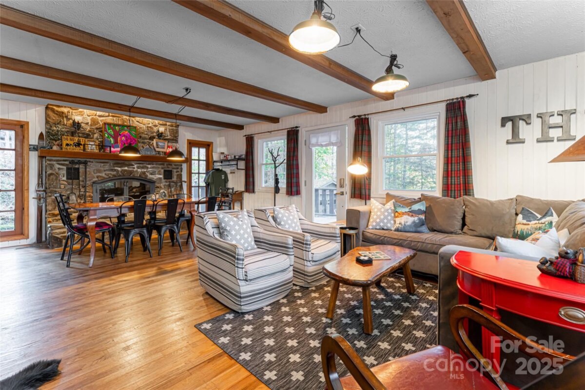 Burnsville 9 4305974i