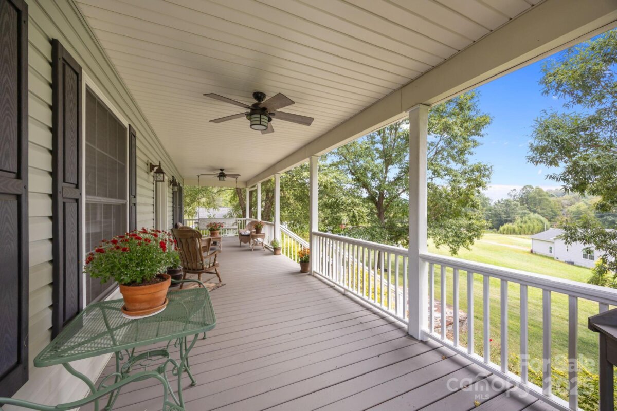 Waynesville 3 4306386c