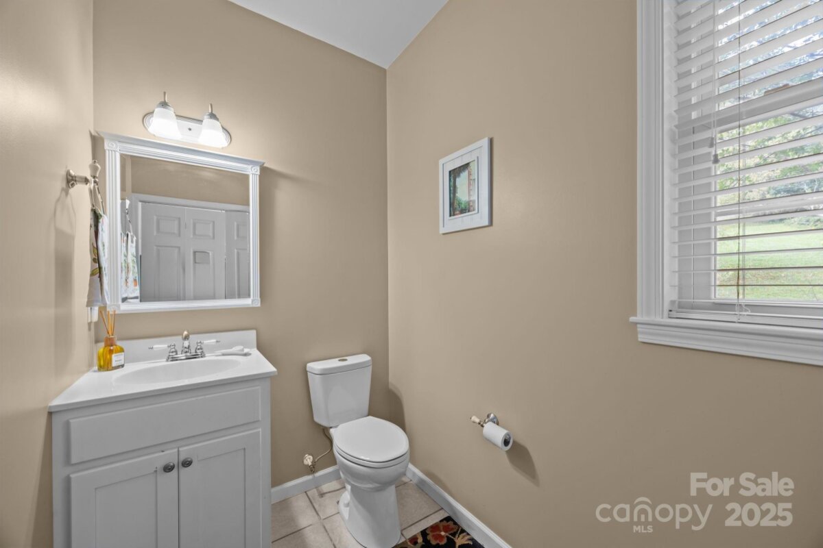 Waynesville 18 4306386r