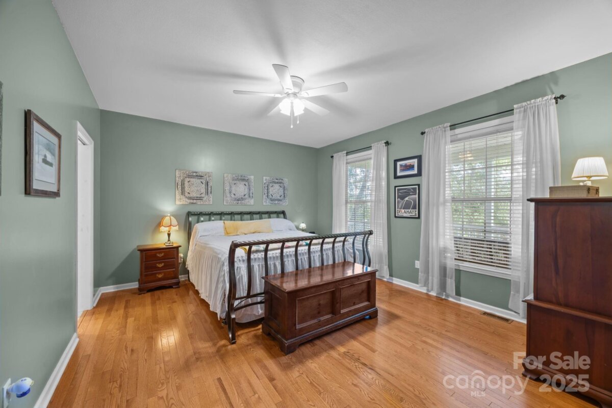 Waynesville 20 4306386t