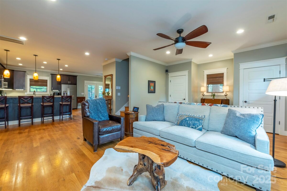 Kenilworth 8 4306541h