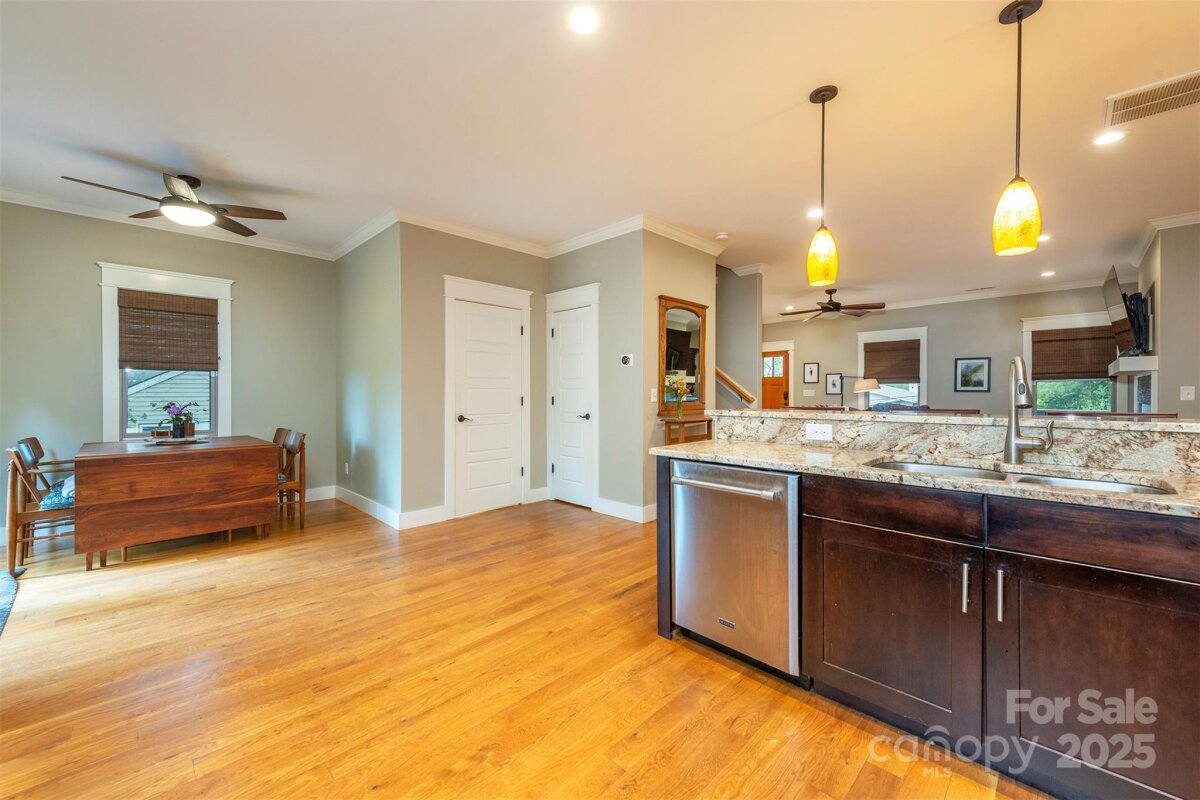 Kenilworth 14 4306541n