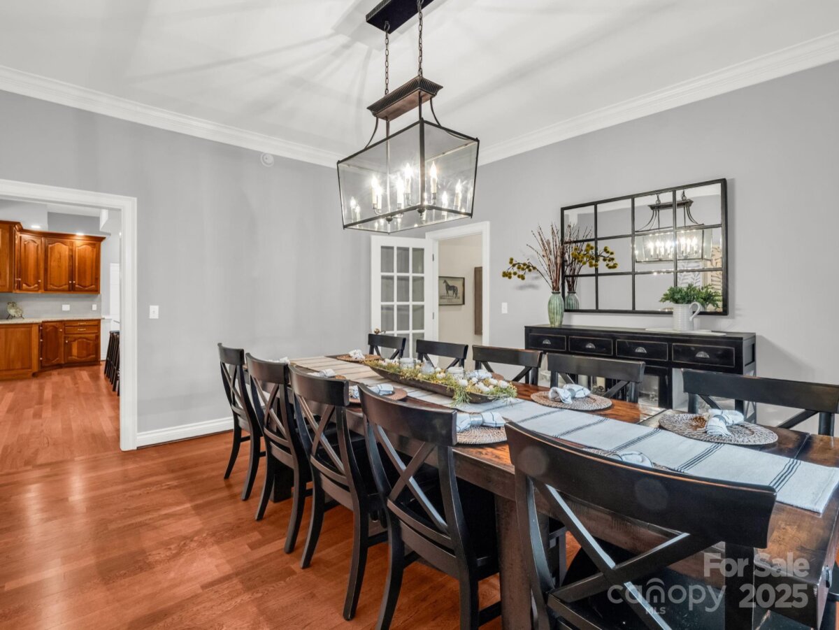 Hendersonville 15 4307162o