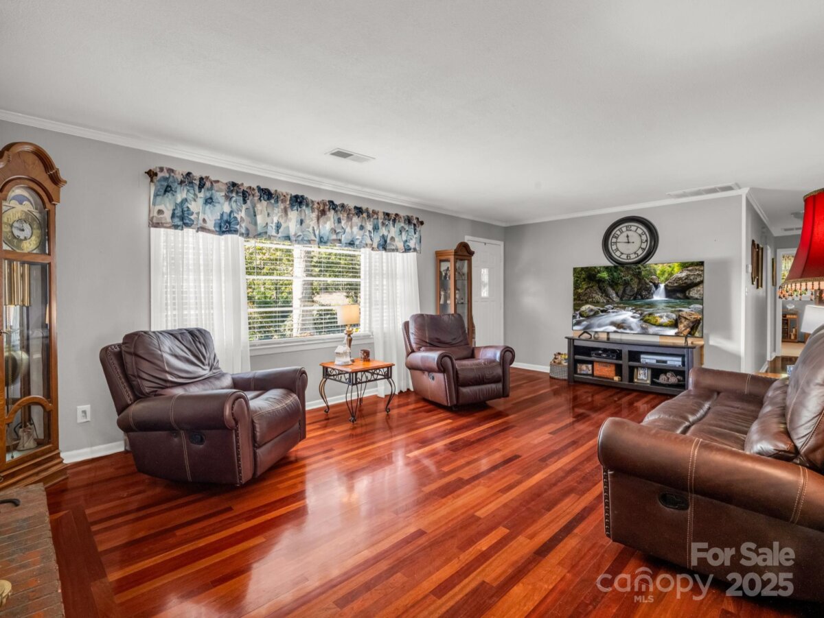 Avery Creek 9 4307961i