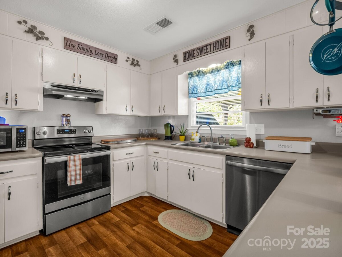 Avery Creek 13 4307961m