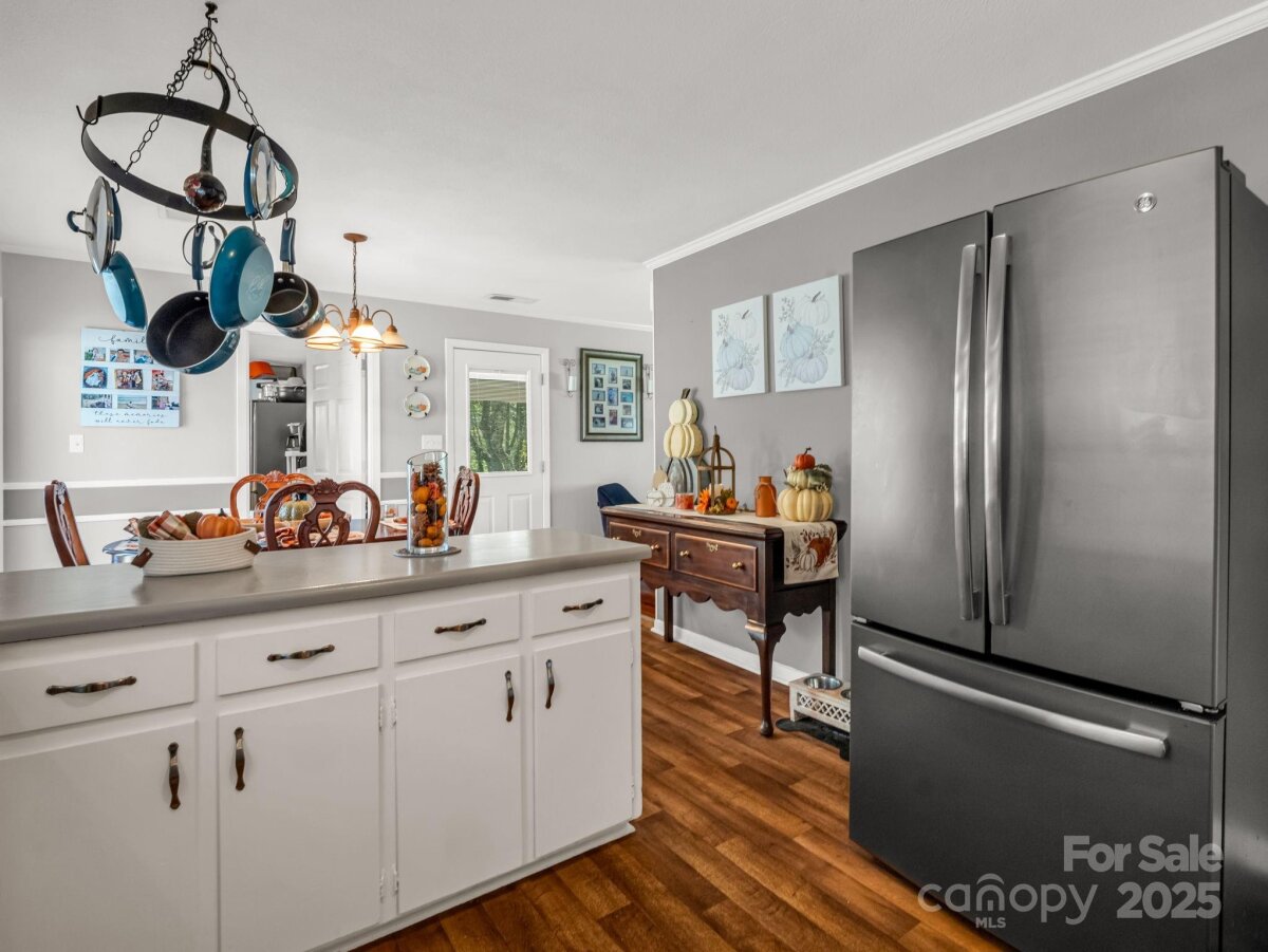 Avery Creek 15 4307961o