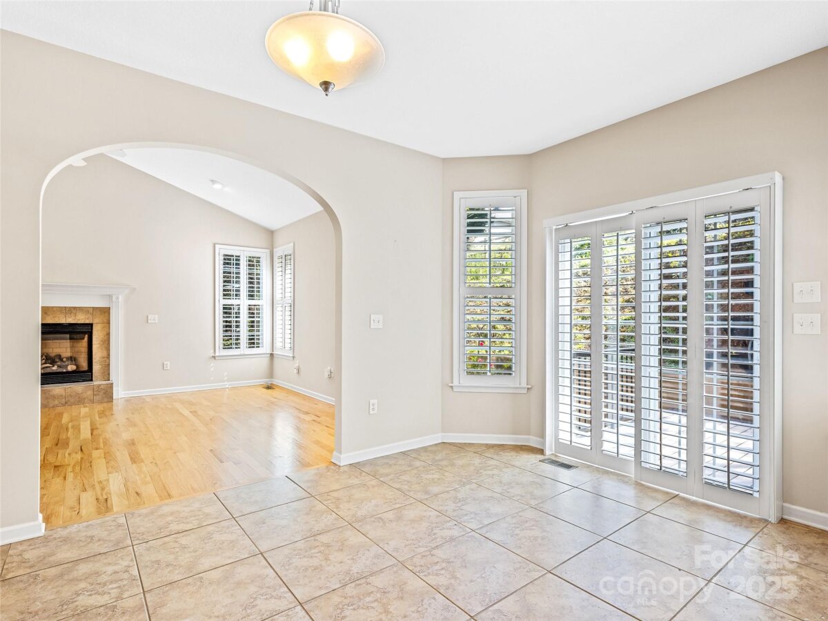 Avery Creek 18 4308326r