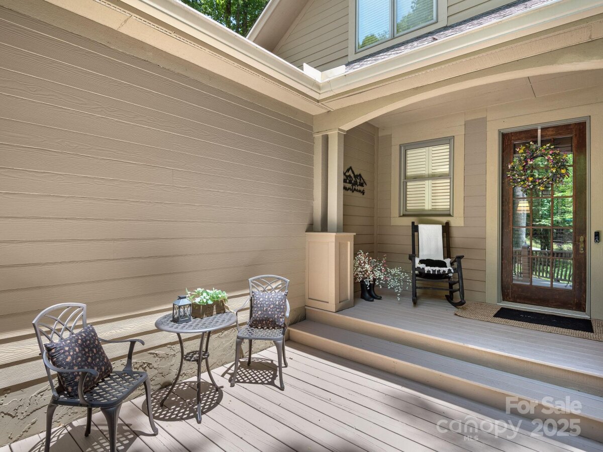 Hendersonville 3 4308602c