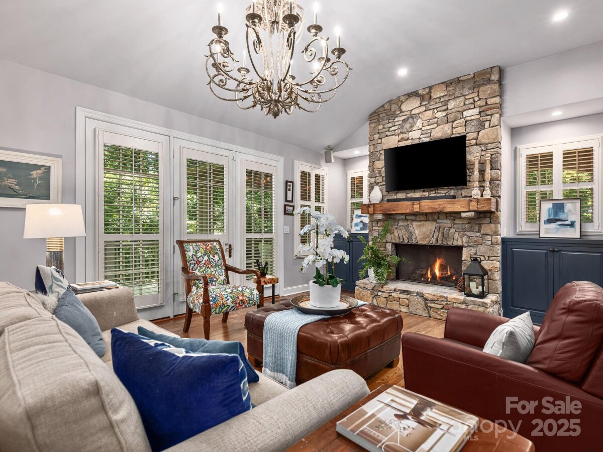 Hendersonville 5 4308602e