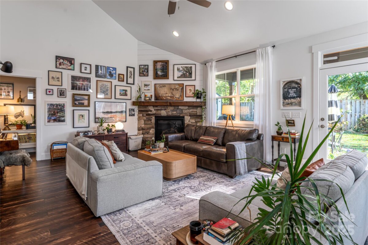 South Asheville 12 4308917l