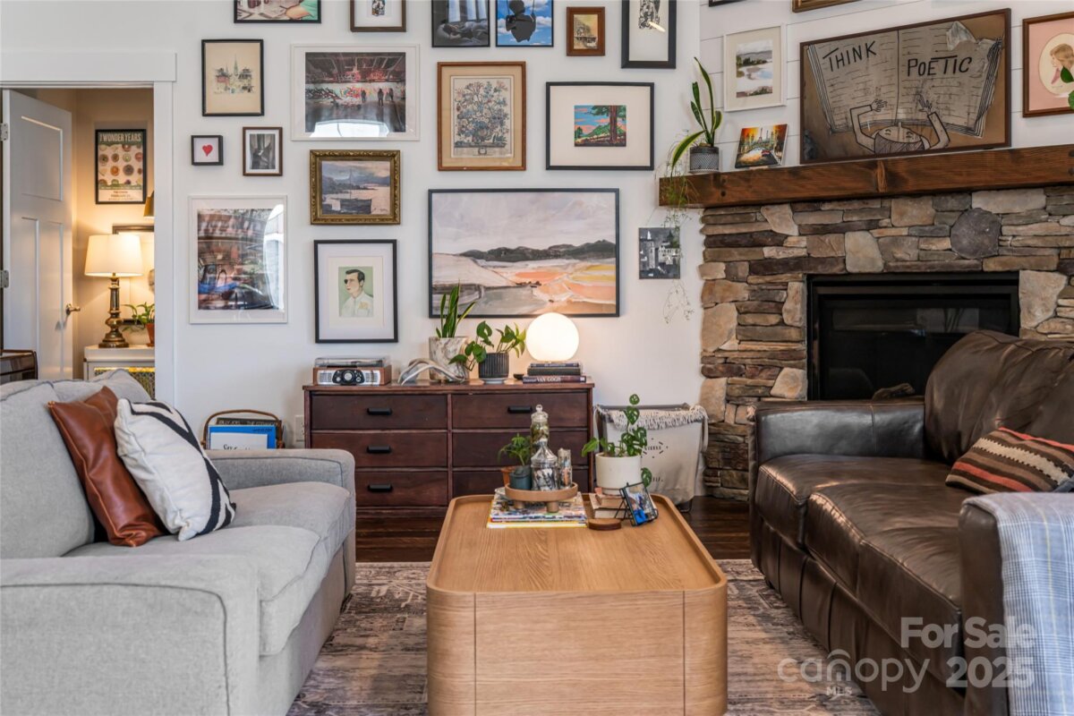 South Asheville 13 4308917m