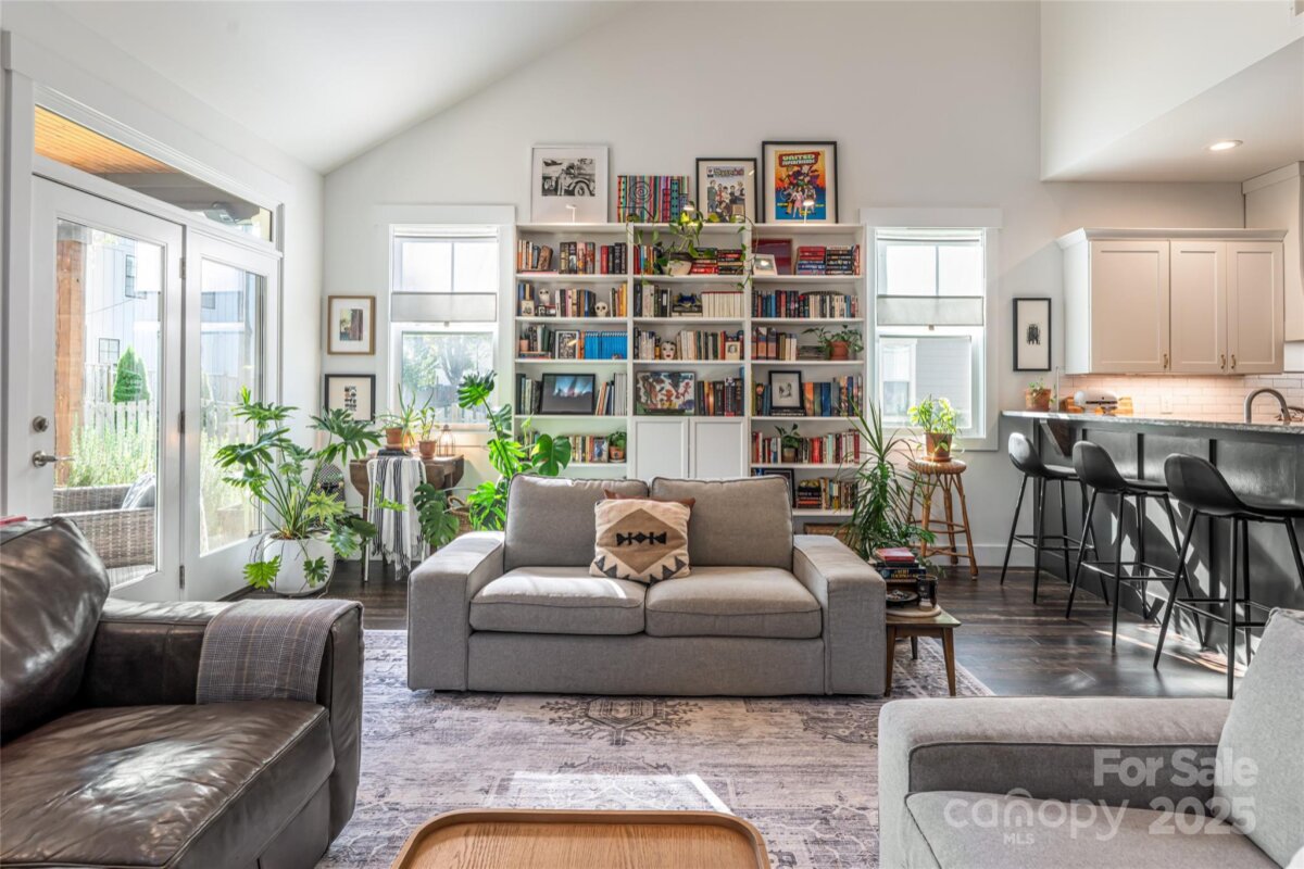 South Asheville 14 4308917n