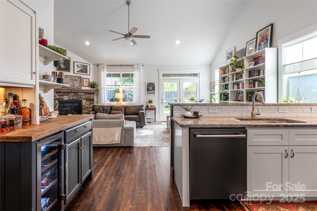 South Asheville 17 4308917q