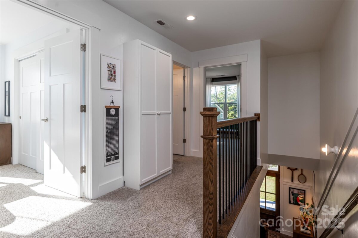 South Asheville 25 4308917y