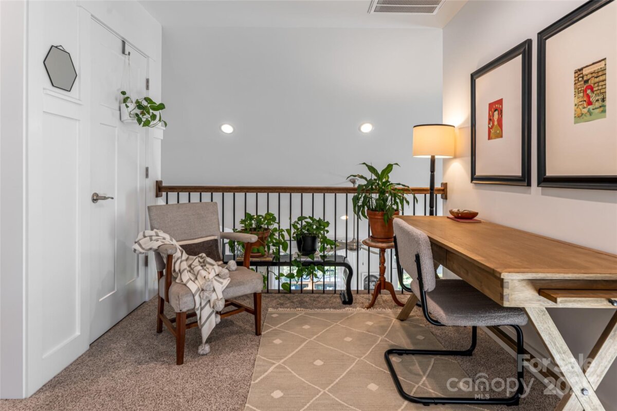 South Asheville 26 4308917z