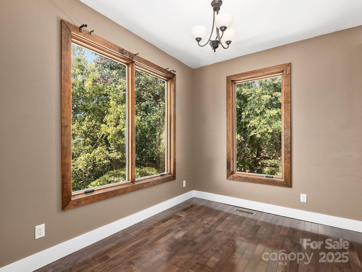 Weaverville 13 4308963m